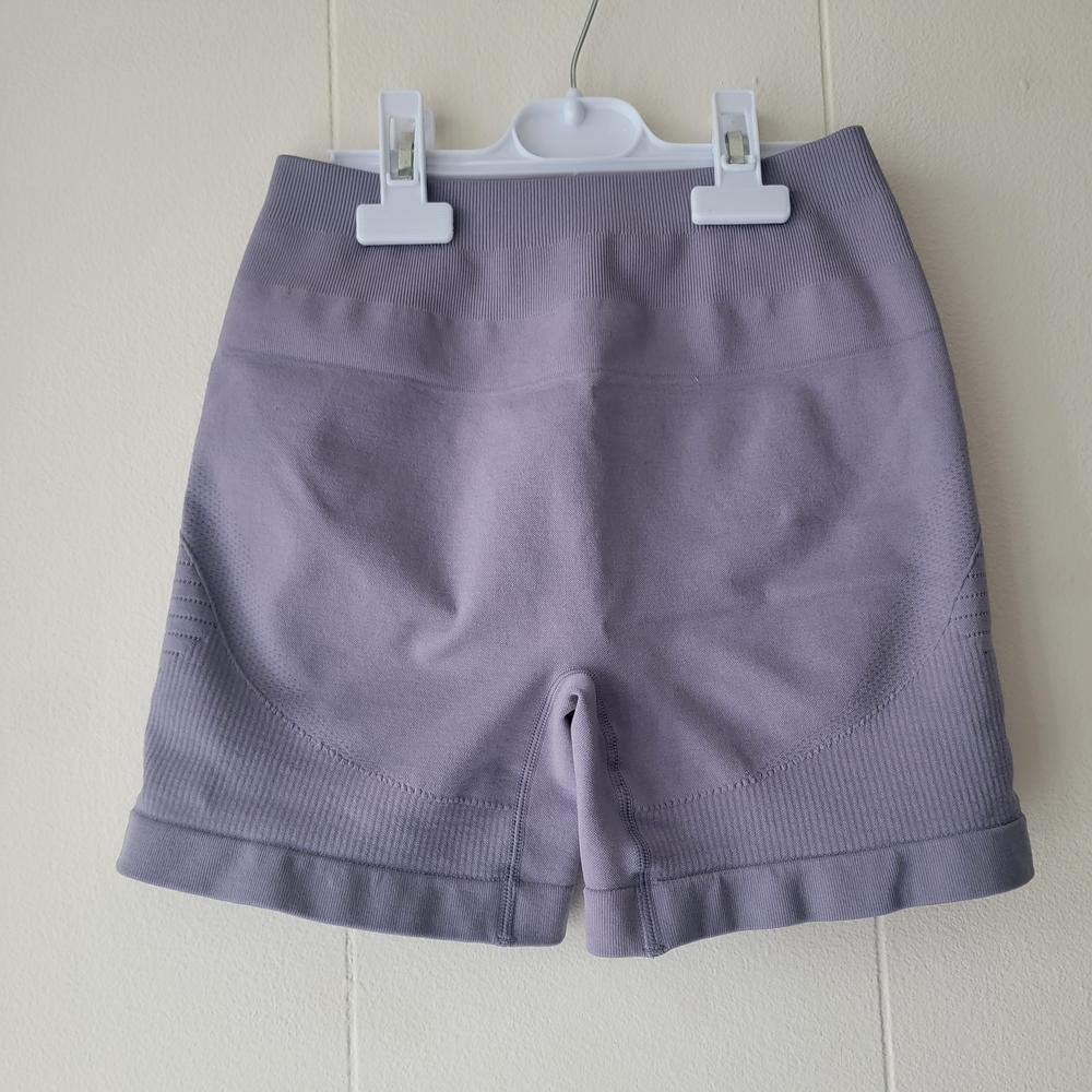 Women's EVLV Seamless Shorts